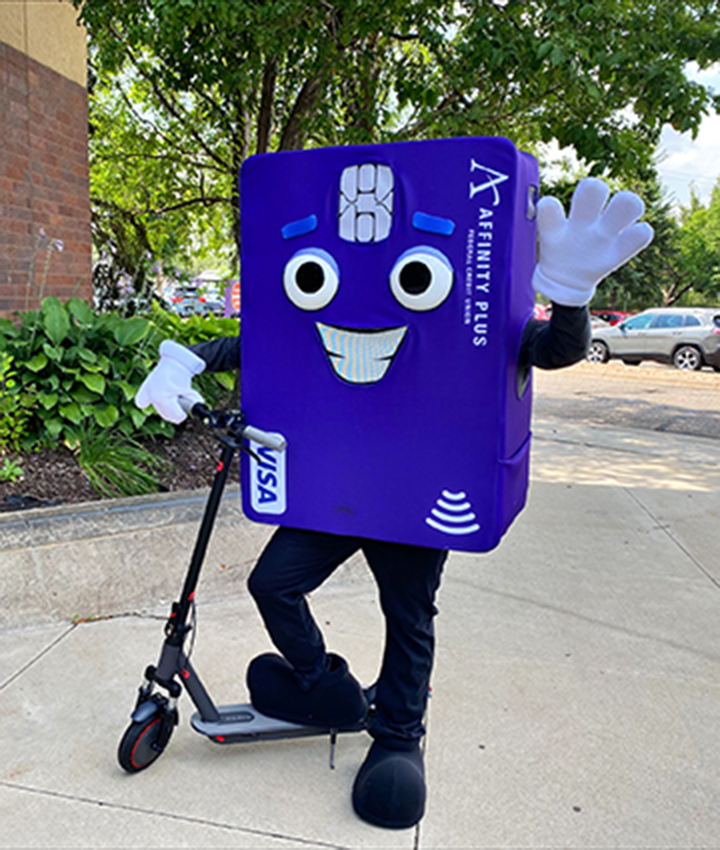 Chip outside on an escooter